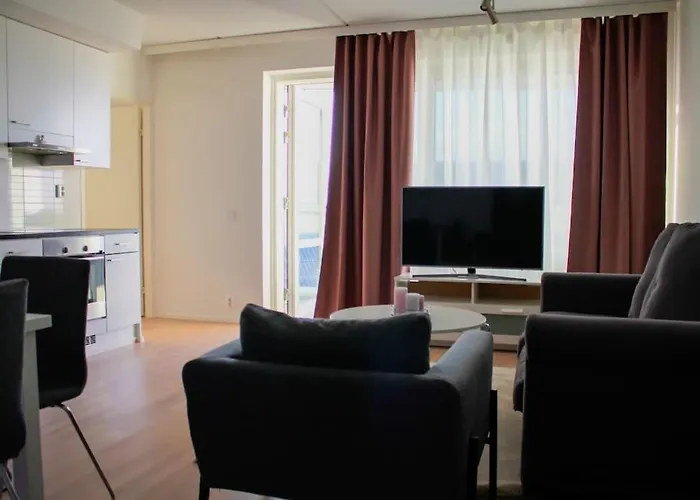 Modern Apartment With Sauna, Near Transit Hub/Dixi