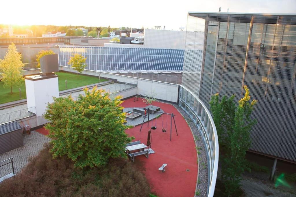 Apartment Modern With Sauna, Near Transit Hub/dixi