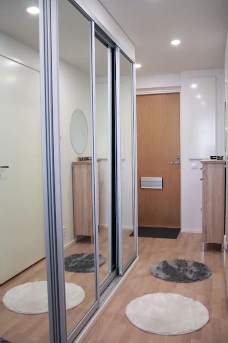 Apartment Modern With Sauna, Near Transit Hub/dixi *